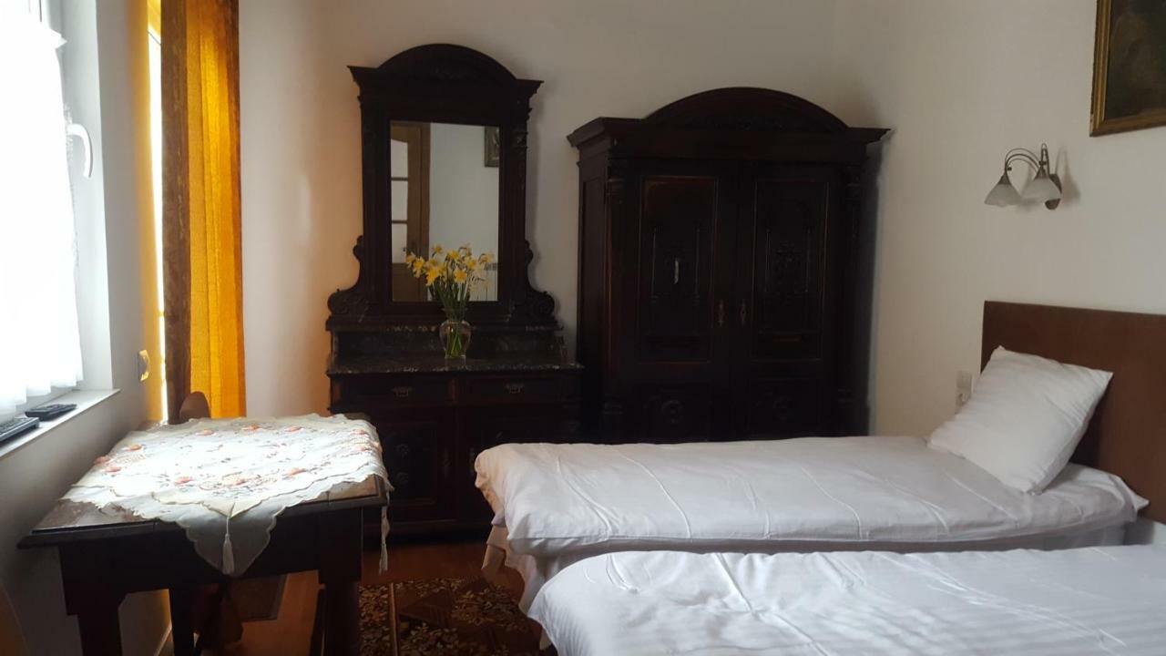 Room In An Old House Truskaveț Exterior foto