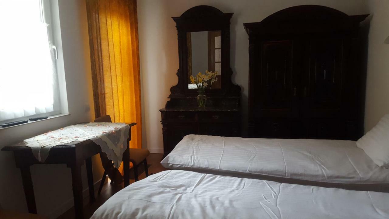 Room In An Old House Truskaveț Exterior foto